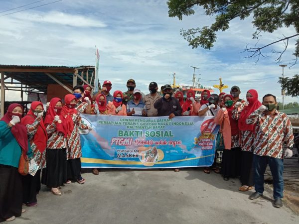 KEGIATAN BHAKTI SOSIAL HUT KE-24  PERSATUAN TERAPIS GIGI DAN MULUT (PTGMI)  KABUPATEN SAMBAS