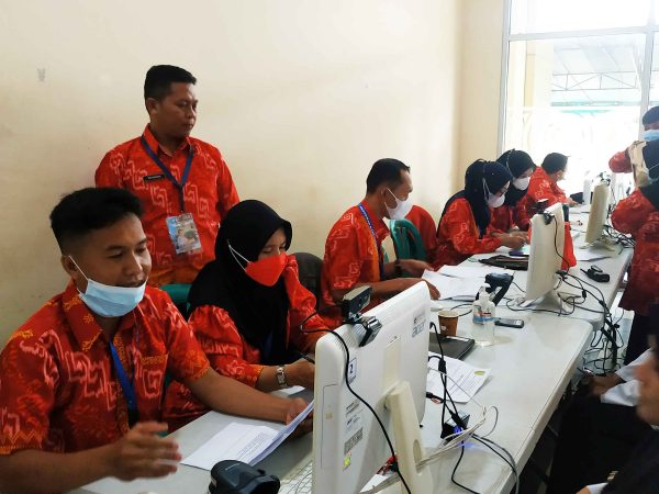 Pembukaan Pelaksanaan Tes Selesksi Kompetensi Bidang (SKB) Seleksi Pengadaan CPNS di Lingkungan Pemerintah Kabupaten Sambas Tahun Anggaran 2021